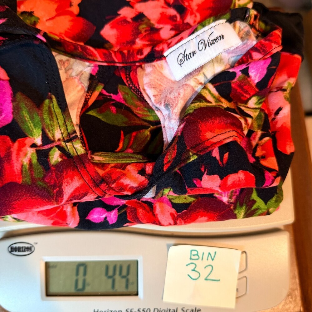 Star Vixen Sleeveless Top Womens XL Red Black Floral Chiffon Hem High Round Neck - Picture 13 of 13
